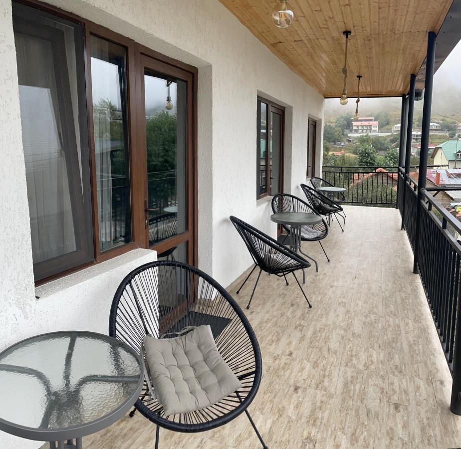 Paradise Inn Kazbegi Екстериор снимка